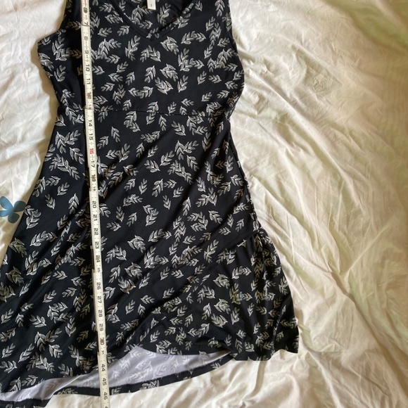 FIG v-neck high waisted mini/tunic, a-line wrap skirt, black + white M - Picture 4 of 5